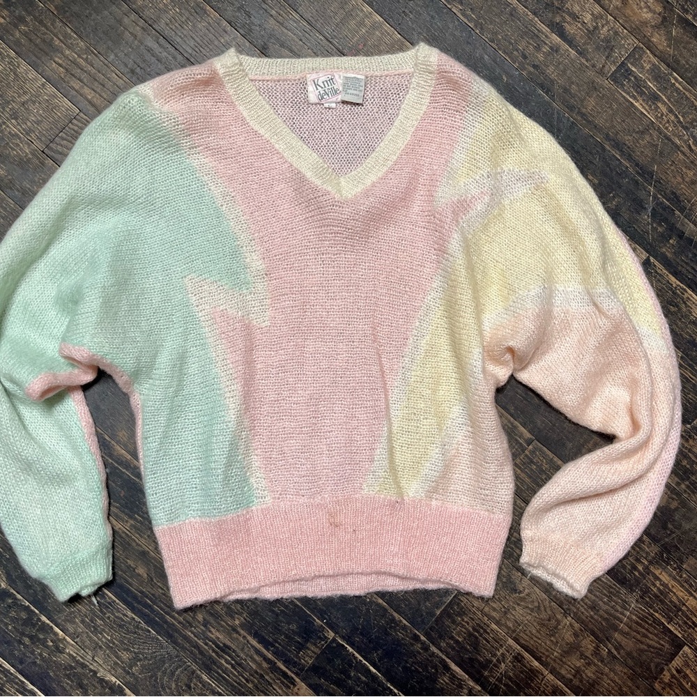 Vintage 80’s Knit DeVille Pastel V-Neck Sweater